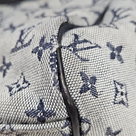 SOLD....Vintage Louis Vuitton Josephine GM Mini Lin VI0049 - Picture 9 of 15